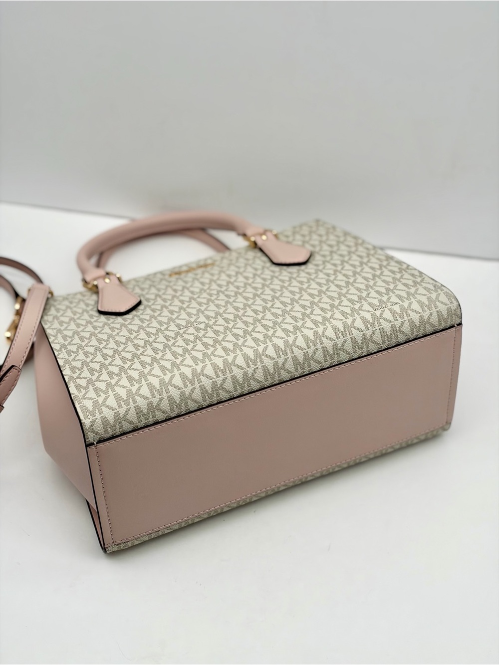 Michael Kors Marilyn Medium Signature Logo Convertible Satchel Crossbody Bag NWT - Picture 10 of 16